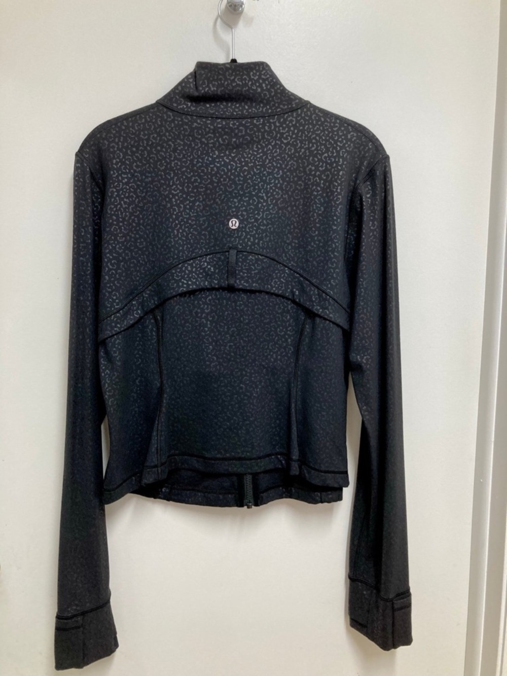 lululemon athletica Black Leopard Daisy Emboss Define Jacket - Picture 3 of 5
